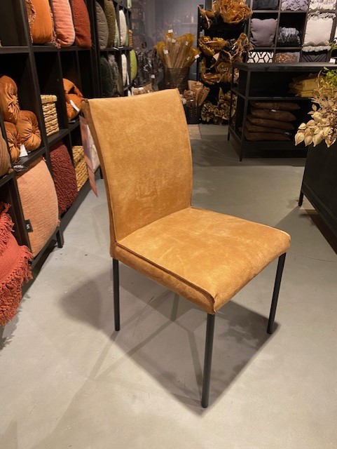 Aurino eetstoel