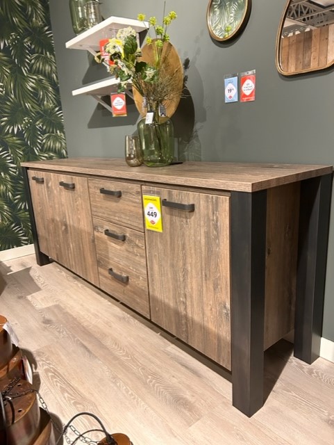 Bellona dressoir