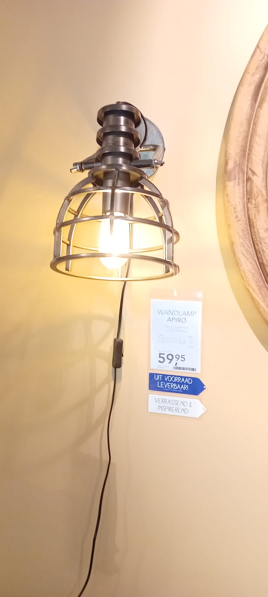 Apiro 3122116 wandlamp antiek zwart