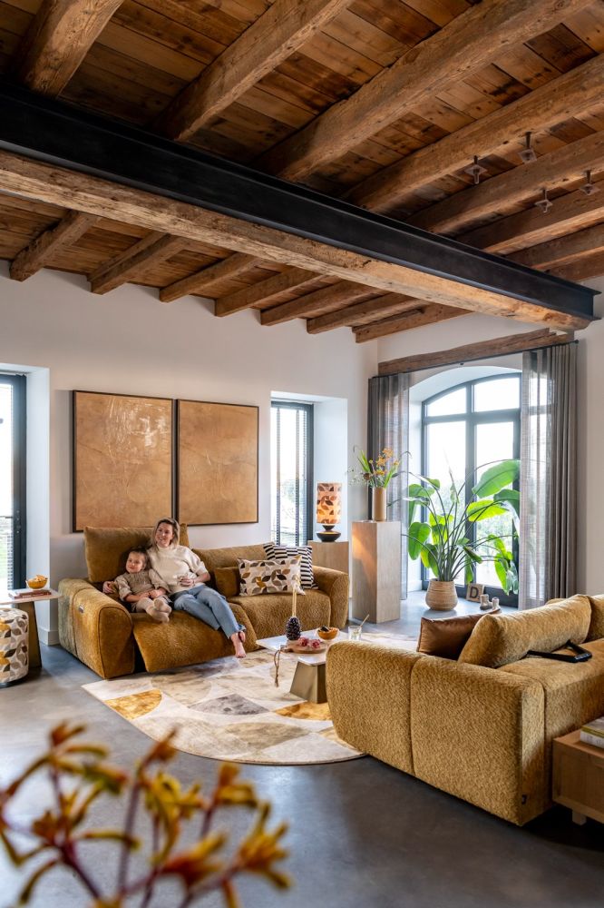 Albas, 2 zitsbank, verstelbare hoofdsteunen, 2x electrische voetensteun