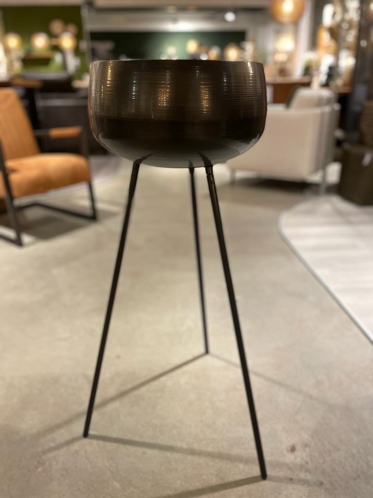 Brunate 1007422 planter metal black