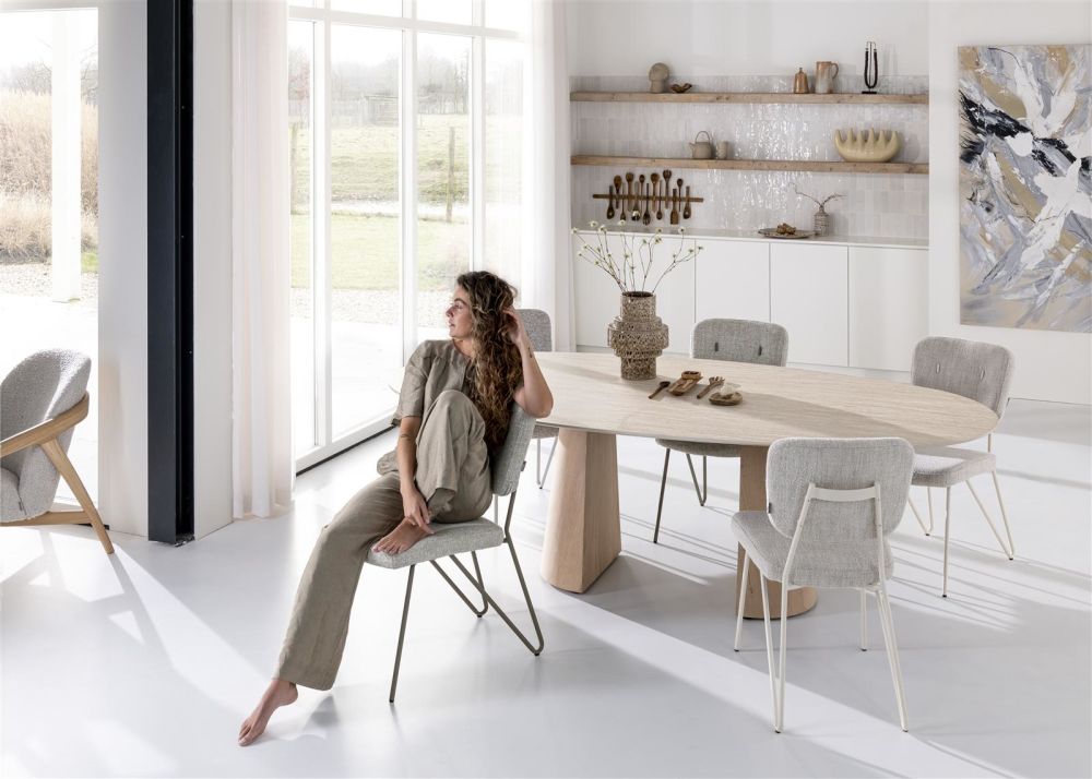 Aras, eetkamertafel 150 x 120 cm Aras, eetkamertafel 150 x 120 cm