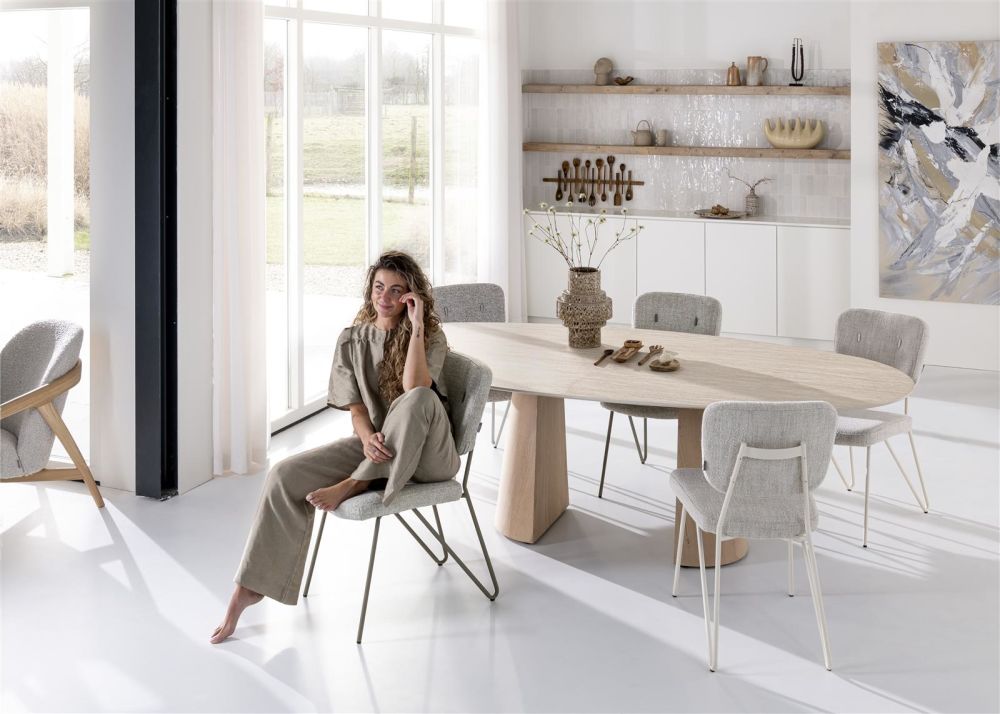Aras, eetkamertafel 150 x 120 cm Aras, eetkamertafel 150 x 120 cm